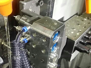 津上BO205主轴高频铣装置(BM-320F)